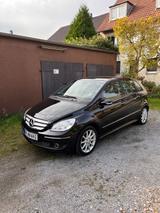 Mercedes-Benz B 150 - Klima, TÜV, AHK, Inspektion, Navi  - Mercedes-Benz B 150 aus 2008