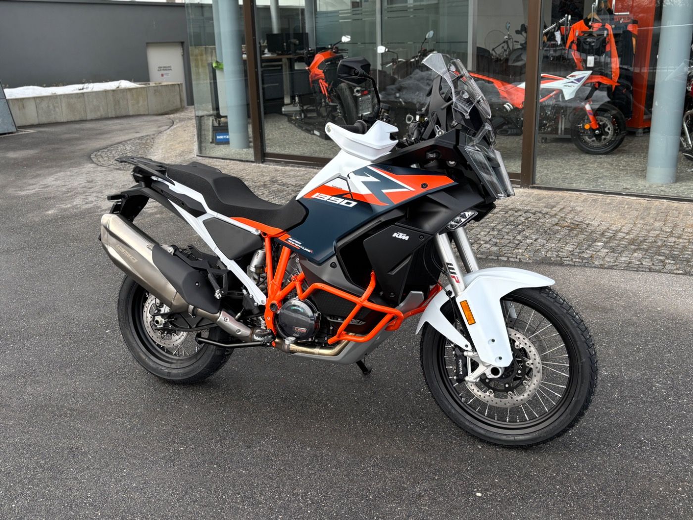 Fahrzeugabbildung KTM 1390 Super Adventure R 4 Jahre Garantie