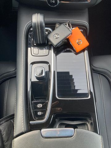 V60 T8 R Design Recharge Plug-In Hybrid AWD - Photo 25