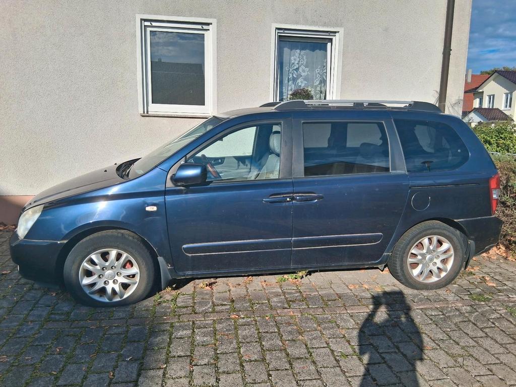Kia Karneval