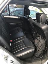 Mercedes-Benz ML 280 CDI 4MATIC - - silberne Mercedes-Benz ML 280