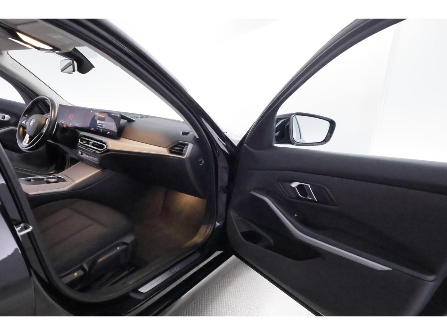 BMW 3 Series d Touring Steptronic+LED+NAVI+TEMPO+PDC, миниатюра 18