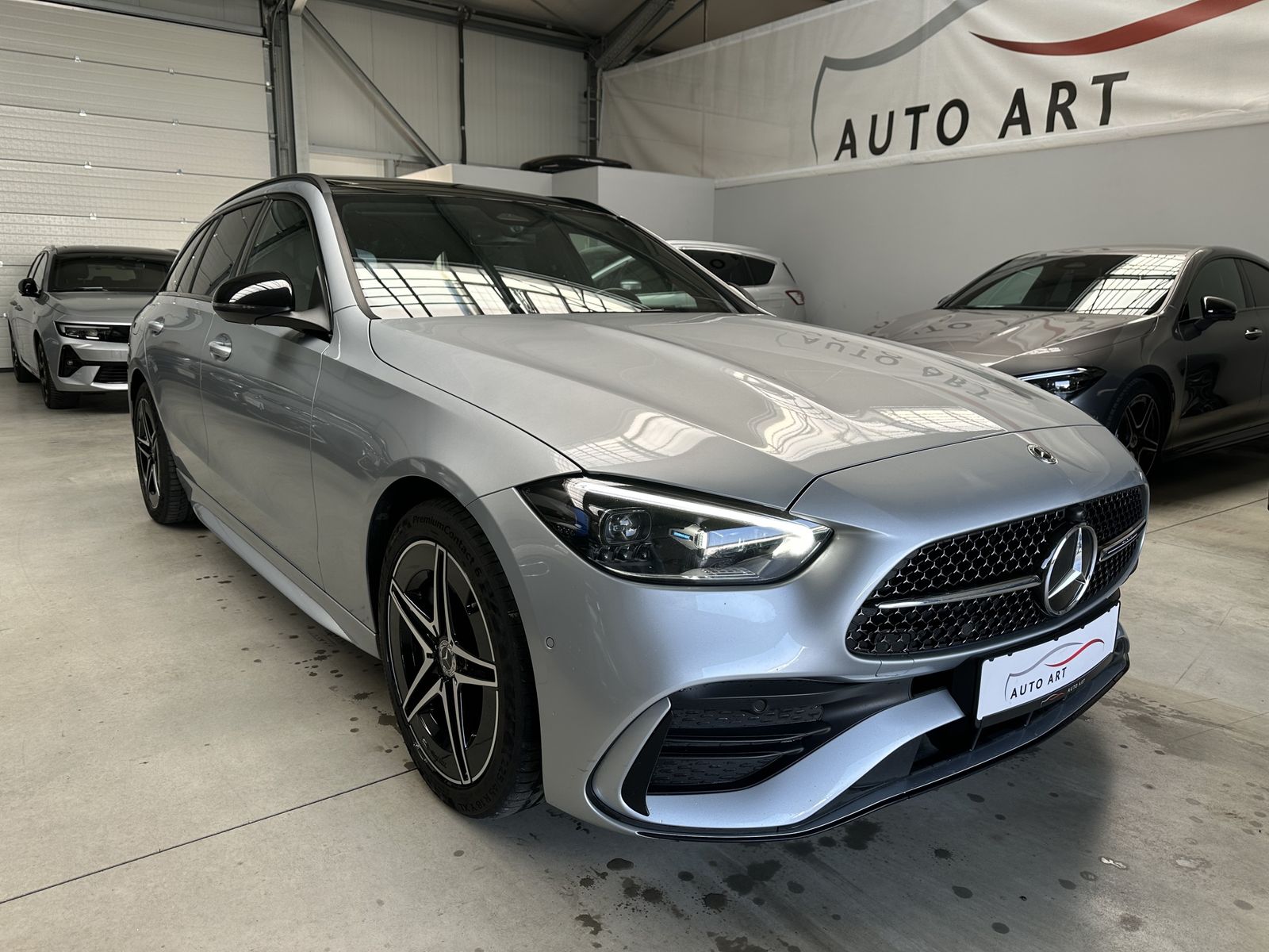 Mercedes-Benz C 300 eT Amg Navi LED Pano AHK SHZ HUD
