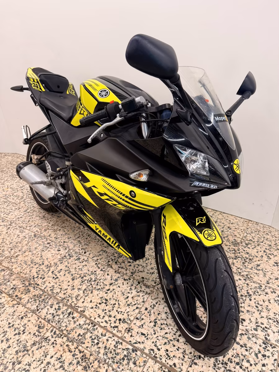 Yamaha YZF 125 YZF-R125 Großer 125er ABVERKAUF !!!