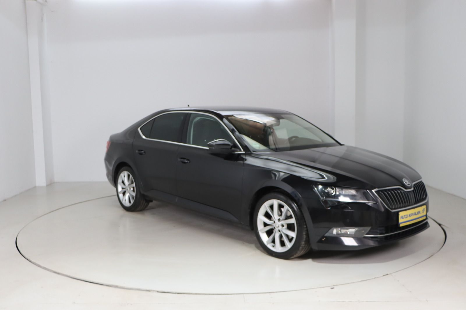 Fahrzeugabbildung SKODA Superb III Style 2.0 TDI DSG 1. Hand * Memory *