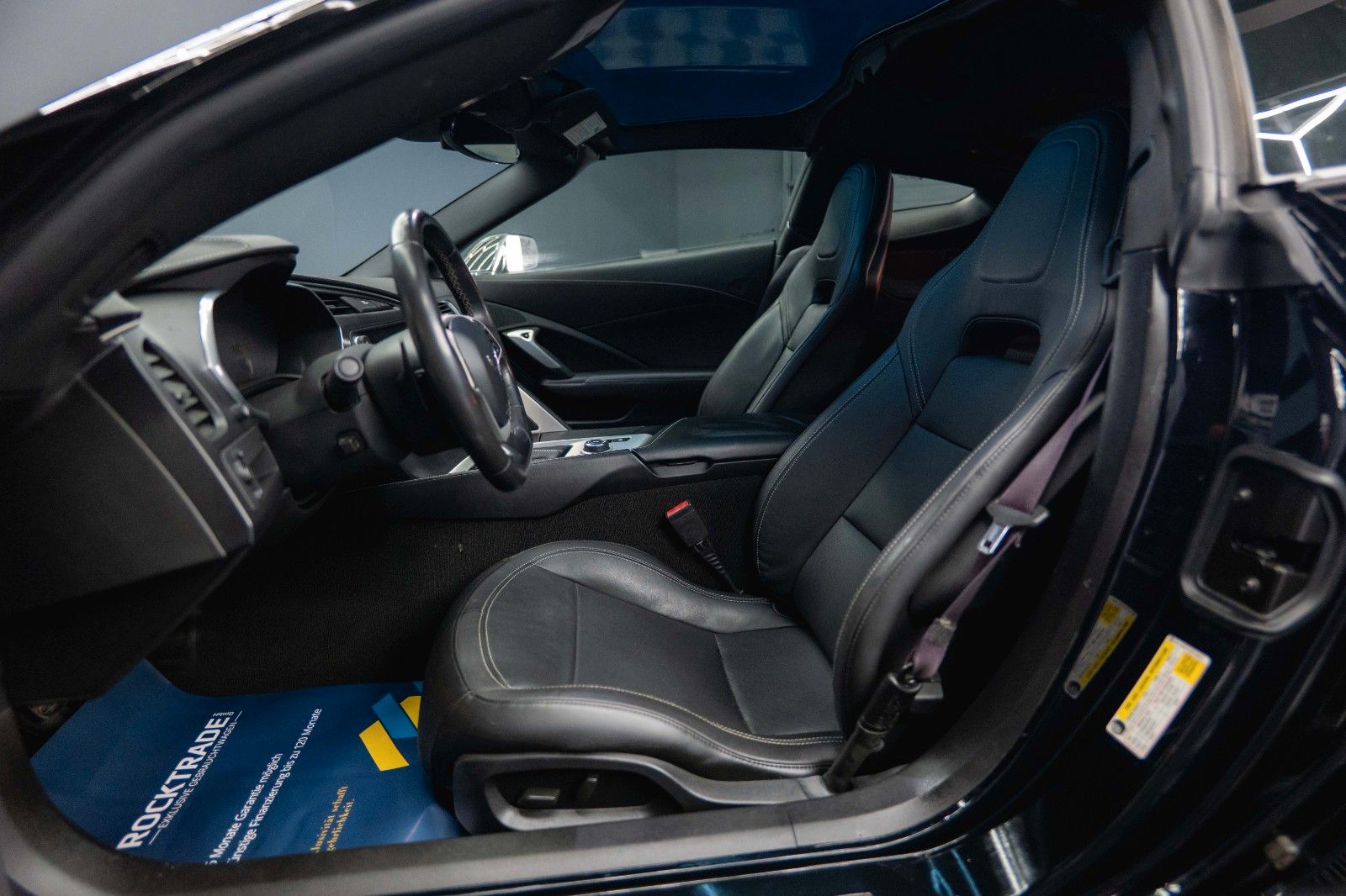 Fahrzeugabbildung Corvette C7 6.2 V8 Stingray Z06-Design Targa Performance