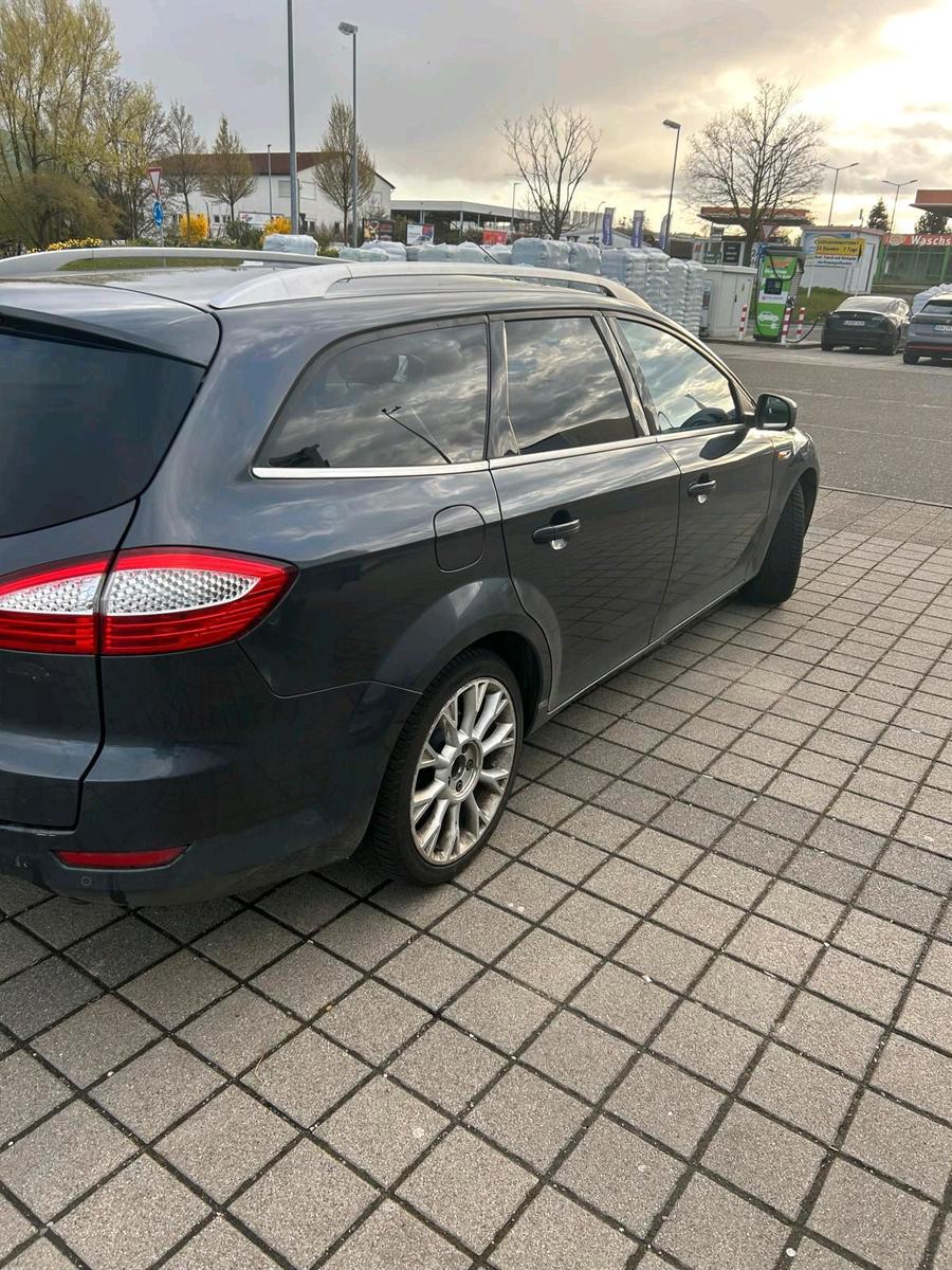 Ford Mondeo 2010 — engine 220 HP (162kW)
