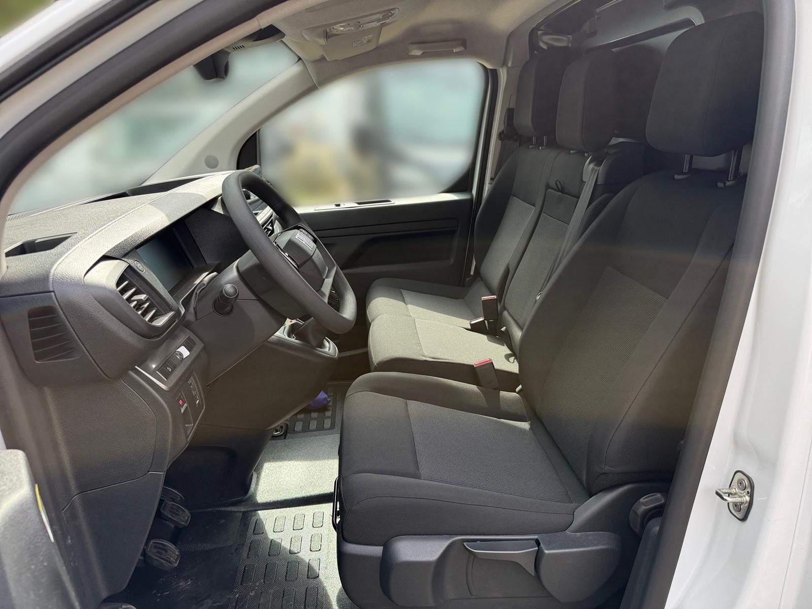 Fahrzeugabbildung Fiat Scudo XL Kastenwagen 150 MT6