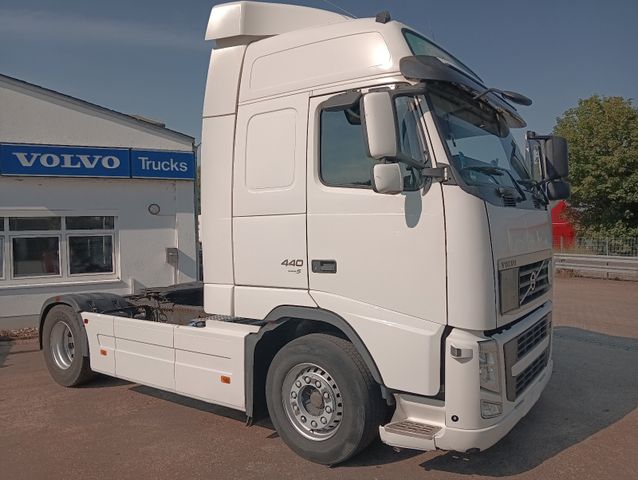 Volvo FH13 440 4x2T GlobetrotterVollSpoilerKlimaGerman