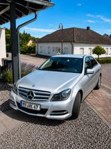 Mercedes-Benz C-Klasse C 180 | TÜV 2027 | 8-fach bereift