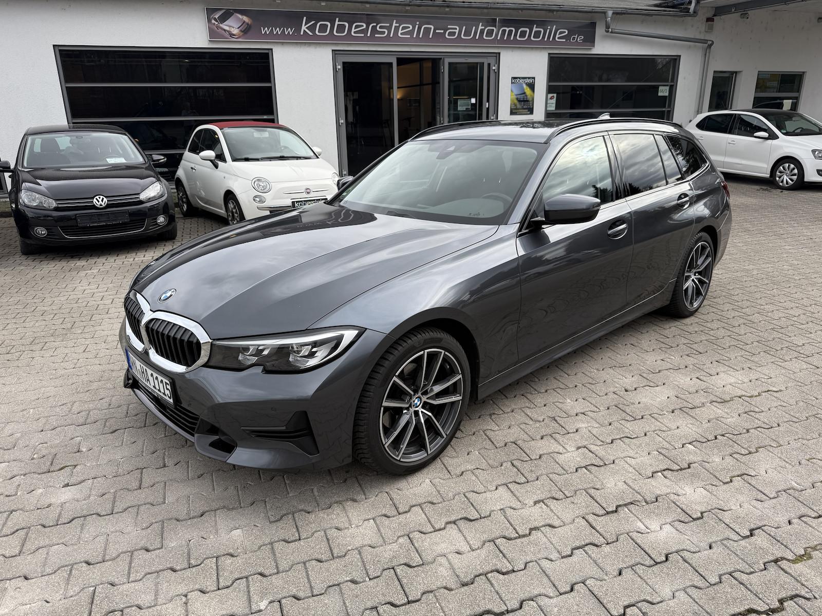 BMW 320D Touring XDrive Sport Line Leder