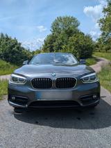 BMW 118i Sport Line  - silberne BMW 118