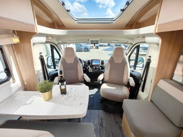 Fahrzeugabbildung LMC Cruiser V 646 G 2023 - Paket, Navi, Aut, SALE! -