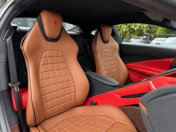 صورة مصغرة 40 لـ 2021 Ferrari ROMA