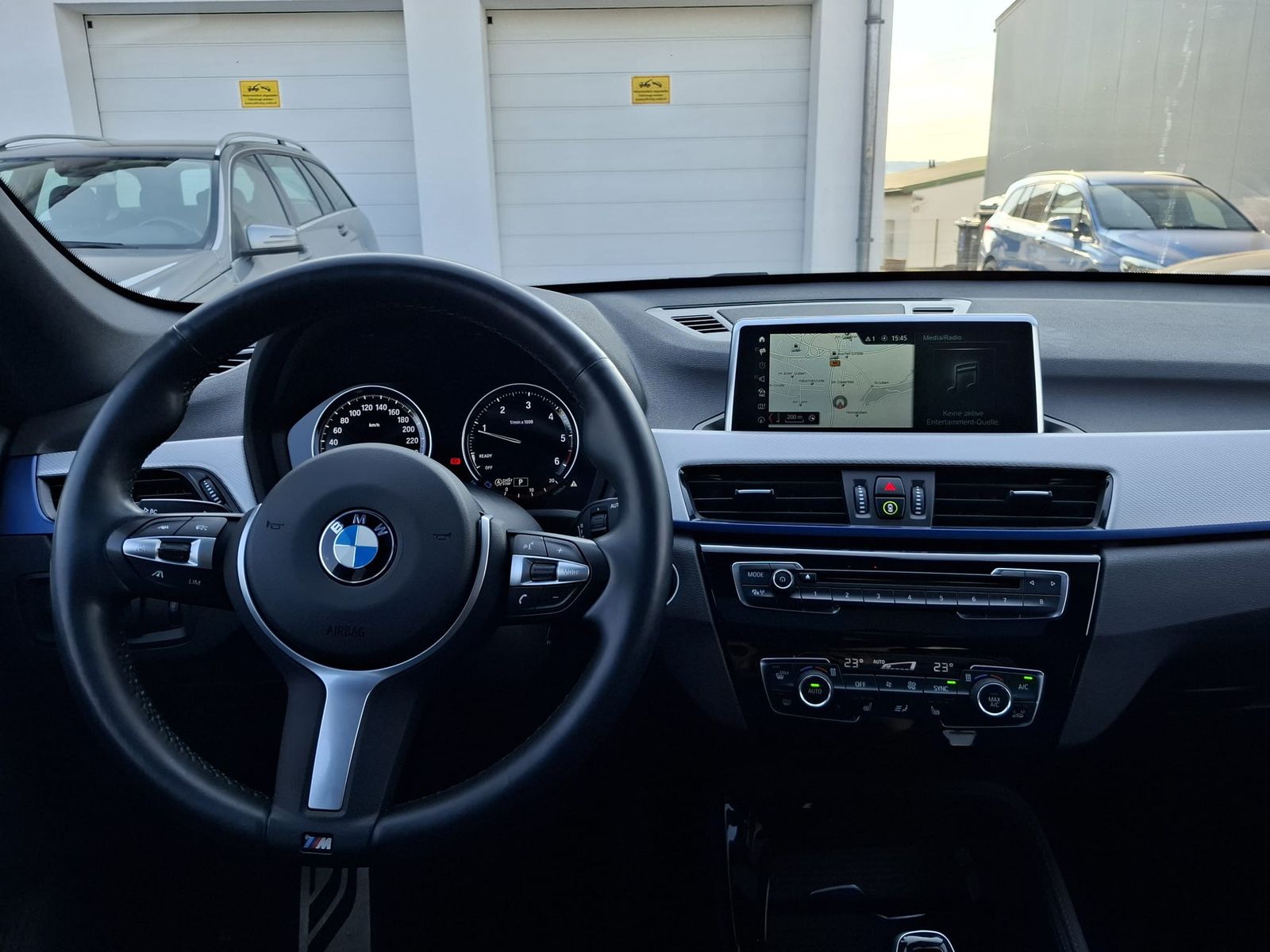 Fahrzeugabbildung BMW X1 xDrive 20 d M Sport PANO*LED*ACC*H&amp;K*HUD*AppC