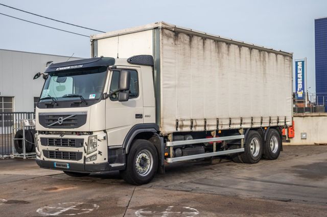 Volvo FM330-6x2-10 pneus/tires-intarder