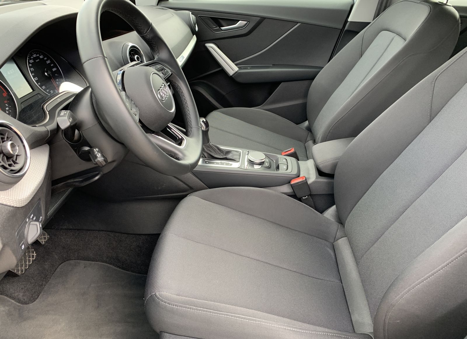 Fahrzeugabbildung Audi Q2 1.5 TFSI*Cam*Navi*LED*Klima*Assistenzpaket*