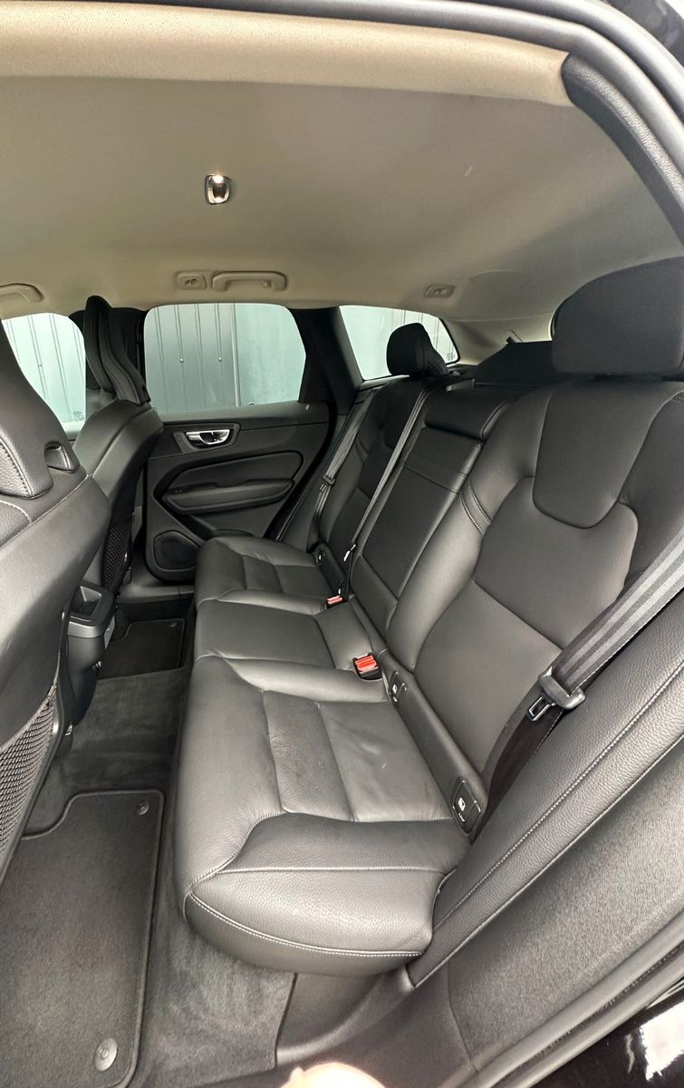 Volvo XC 60 Inscription 2WD SHZ Navi Vollleder LED foto 20