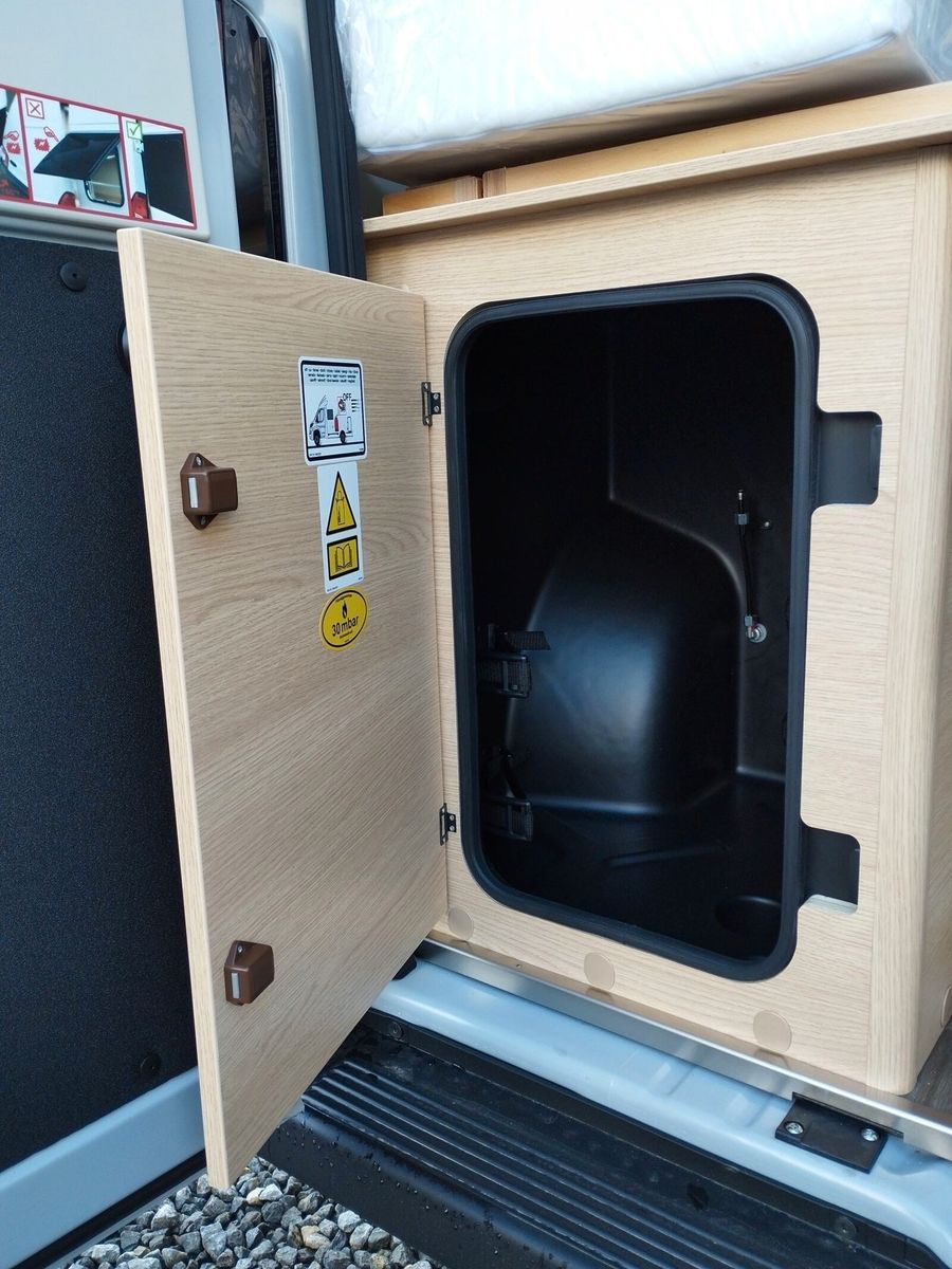 Fahrzeugabbildung Sunlight Adventure Cliff 602 Automatik, Dörr Edition, LTE