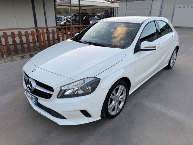MERCEDES-BENZ Mercedes-benz A 180 d Sport 2016