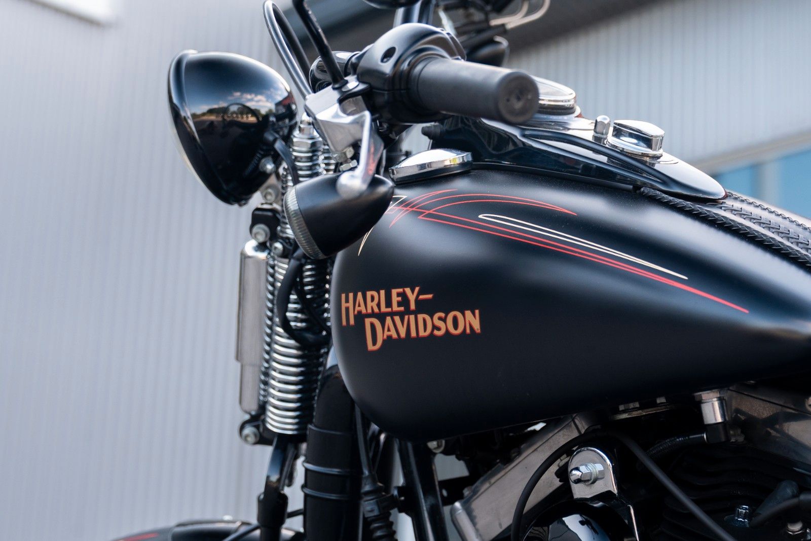Fahrzeugabbildung Harley-Davidson FLSTSB Cross Bones 96 cui - Jekill - kurzes Heck