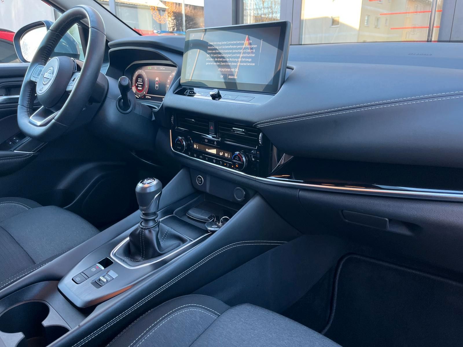 Fahrzeugabbildung Nissan Qashqai 1.3 N-Connecta*Winter-Paket*