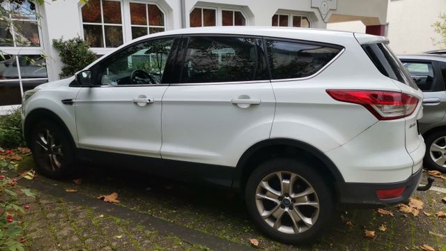 Ford Kuga 2,0 TDCi 2x4 103kW SYNC Edition SYNC Ed...