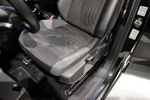 ID.4 Pro Performance ACC KAMERA NAVI PARKASSIST