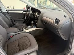 AUDI A4 Ambiente 1.HAND/AUTOMATIKI/SHZ/XENON/TRAUM!!!