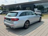 Mercedes-Benz E 220 T d Avantgarde Navi Autom.Klima LED - Mercedes-Benz E-Klasse: Avantgarde