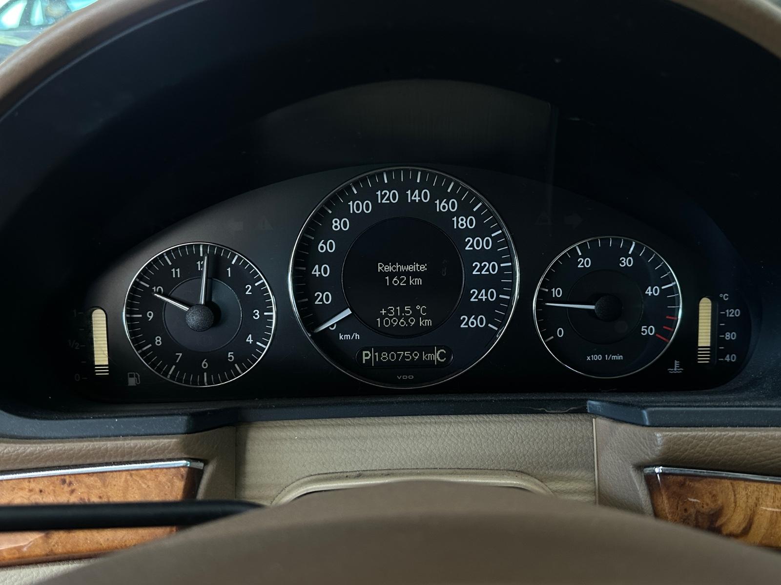 Mercedes-Benz E 220 CDI T-Model*TÜV*S.Dach*Leder*TOP*2.Hand