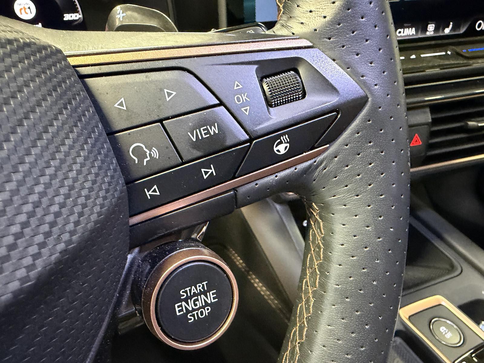 Cupra Leon ST 2.0TSI DSG 4Dr. Black Edition Sennheiser, миниатюра 14