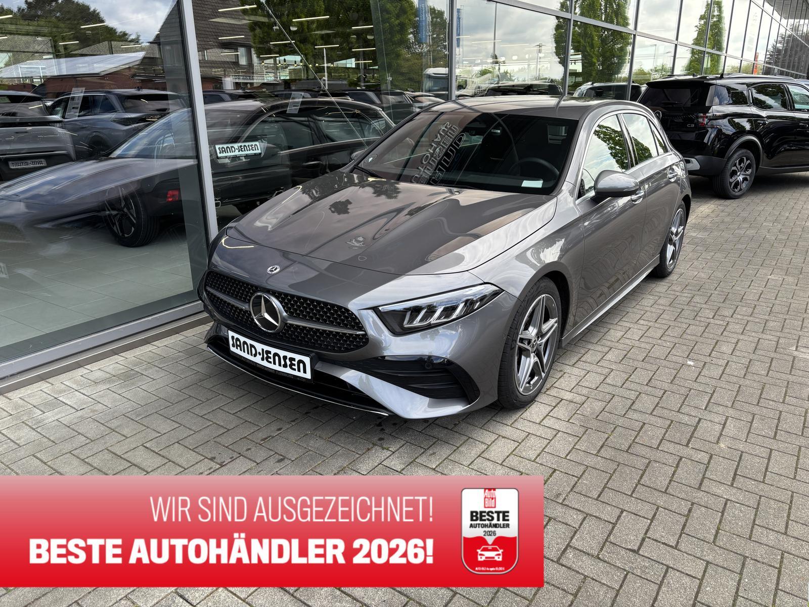 Mercedes-Benz A 200 AMG Line Advanced Plus AHK Distronic Kamer
