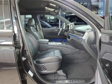 KGM Rexton BLACK 2.2 4WD °LED°Navi°RFK°PDC°PGD°ACC°