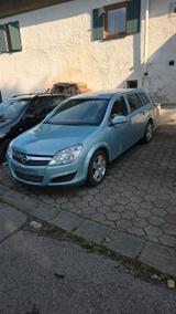 Opel Astra H grün Anlasser defekt - Opel Astra aus 2009 mit Diesel-Antrieb: Kombi