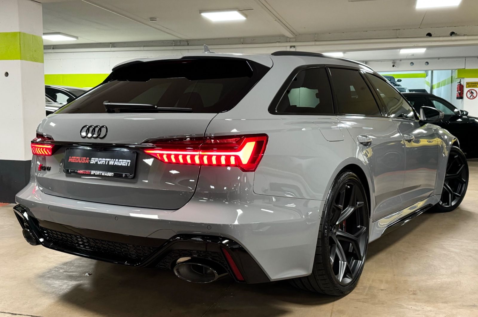 Fahrzeugabbildung Audi RS6 PERFORMANCE CARBON | MATRIX-LED | B&O | PANO