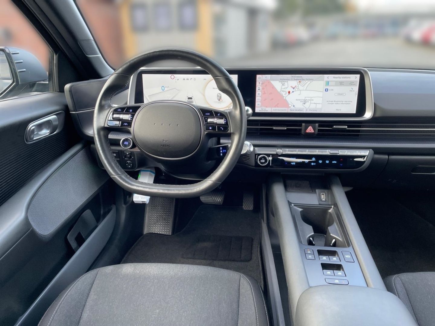 Fahrzeugabbildung Hyundai IONIQ 6 DYNAMIQ 77,4kWh LED+NAVI+SHZ+TEMPOMAT