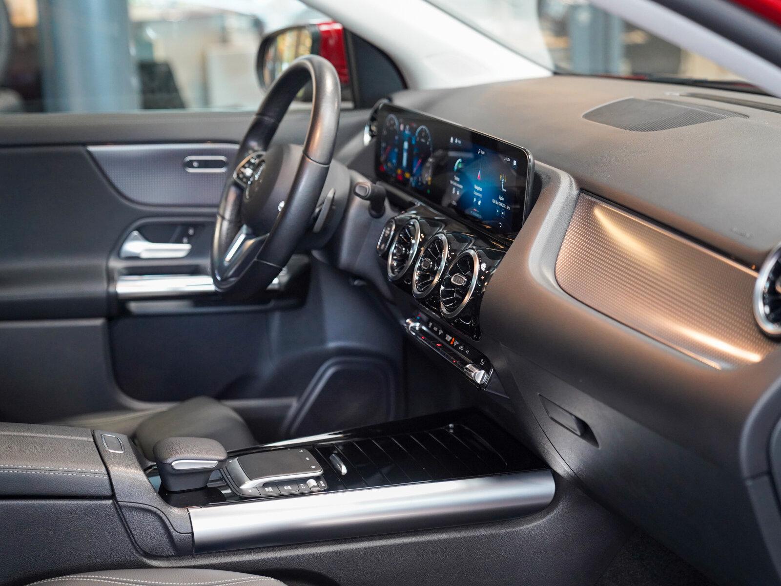 Mercedes-Benz GLA d Progressive MULTIBEAM 360° Pano Alarm, миниатюра 11