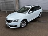 Skoda Octavia 1.4TSI Combi Ambition G-Tec*DSG*PDC - Skoda Octavia: Combi Tec