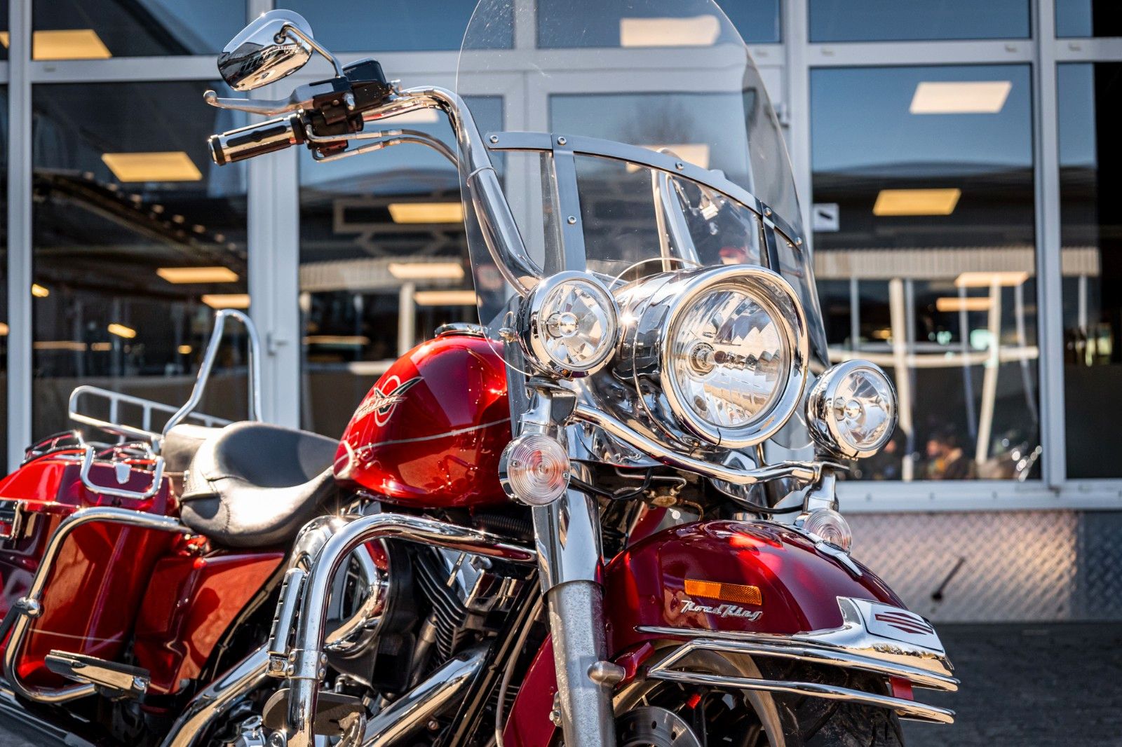Fahrzeugabbildung Harley-Davidson Road King FLHR - PENZEL - APE -