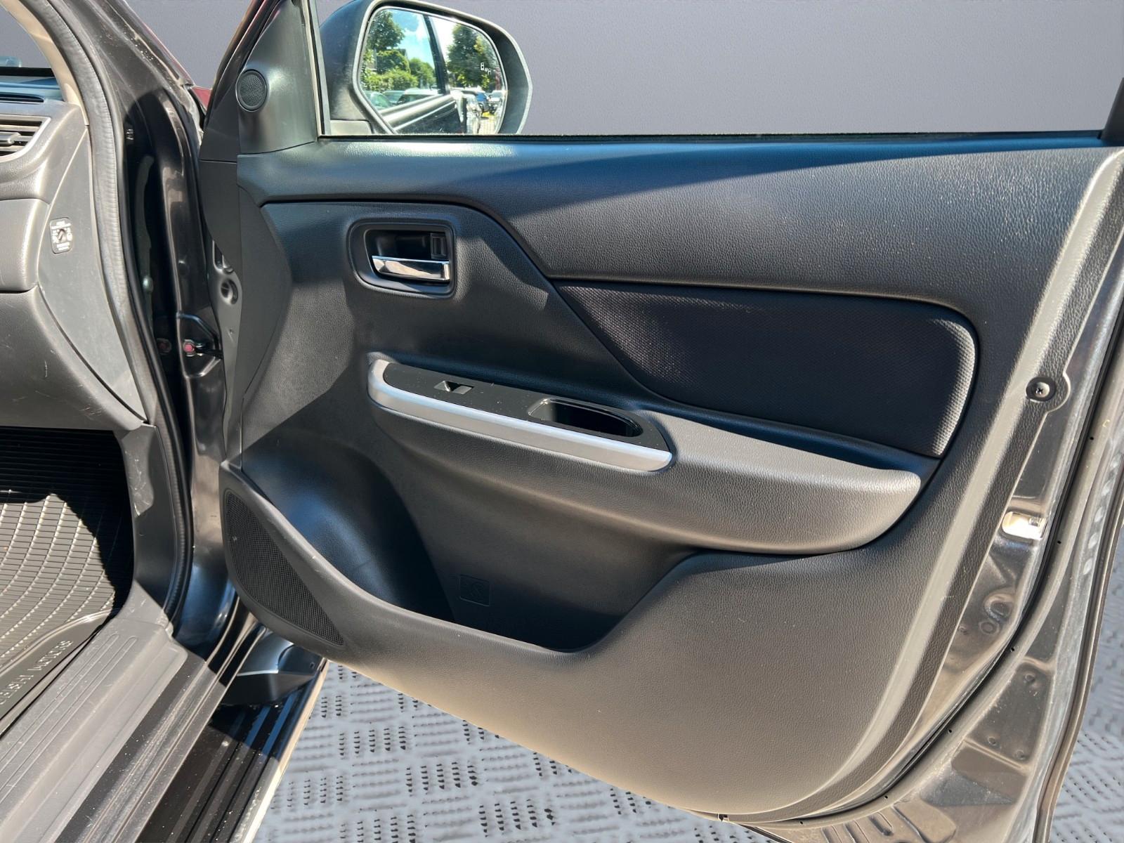 Mitsubishi L200 Intro Edition Doppelkabine 4WD *Hardtop*