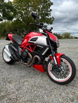 Ducati Diavel (AMG/Cromo) - DUCATI DIAVEL AMG