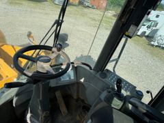 Fahrzeugabbildung Liebherr L 564  2plus2