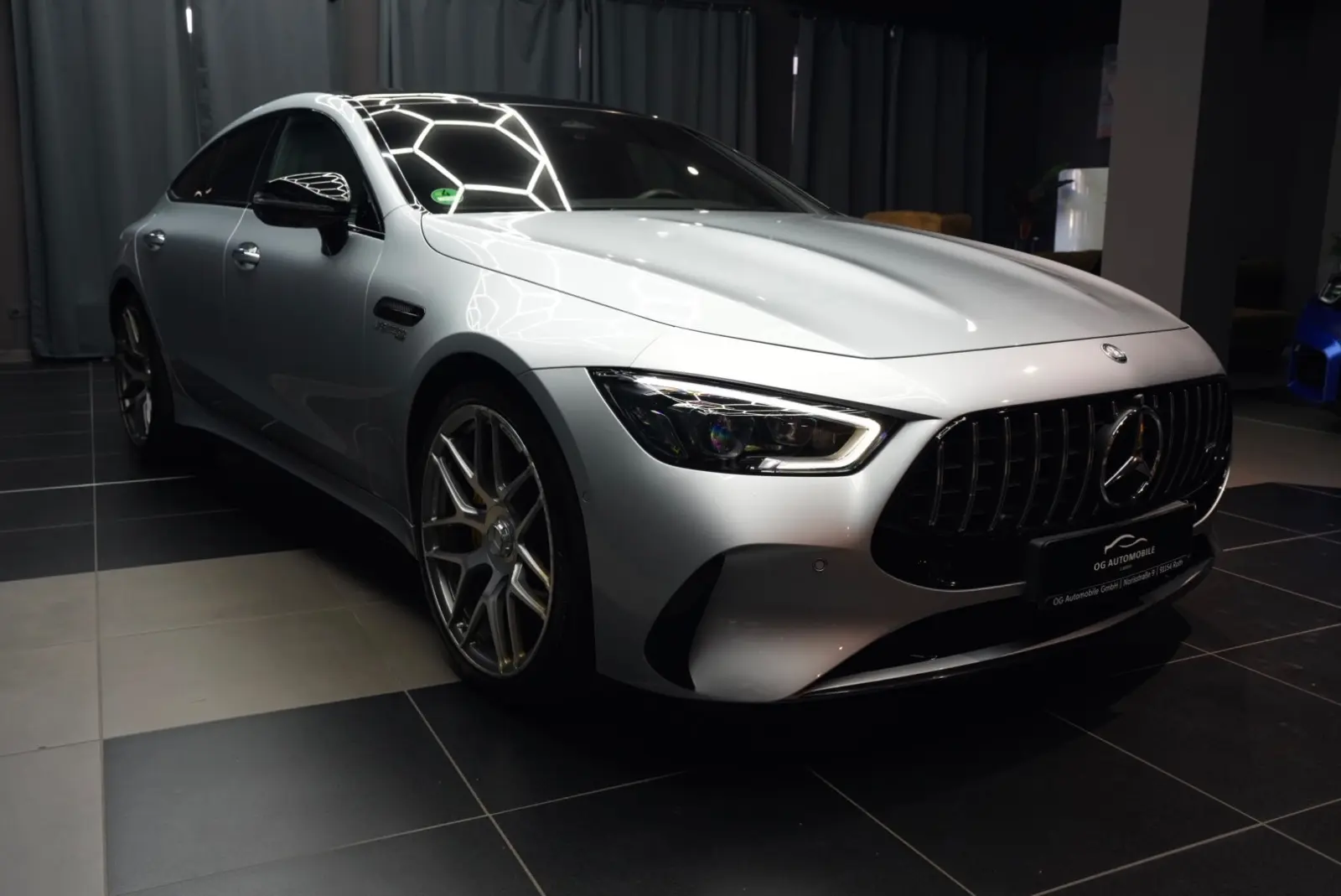 Mercedes-Benz AMG GT 63 S 4M*SITZKLIMA*360*PANO*HU*MEMORY*NIGH