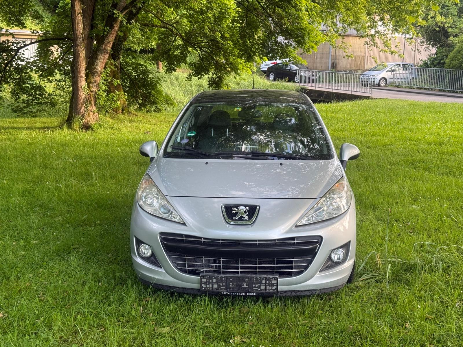 Peugeot 207 Premium 120 VTi Automatik