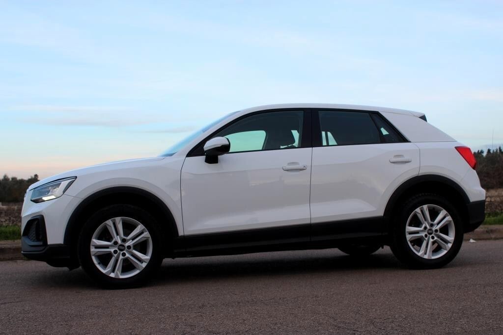 Audi AUDI Q2 2.0 TDI 115 CV s-tronic *SOLI 46.000 KM imagem 2