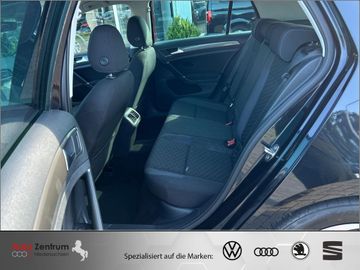 Volkswagen Golf - 12