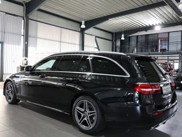 Mercedes E 200 - 9