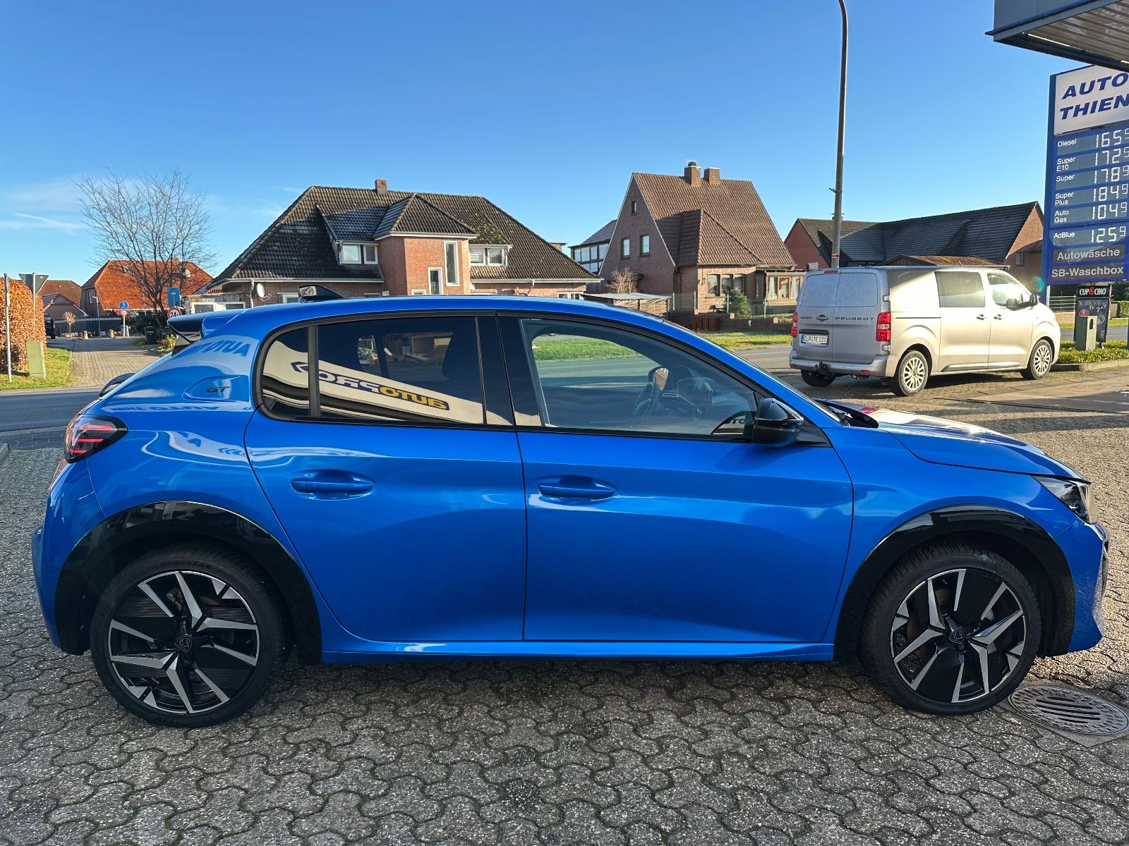 Fahrzeugabbildung Peugeot 208 GT PureTech 100 Navi/LED/ 360°Kamera/Keyless