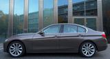 BMW 320 Baureihe 3 Lim. 320 i Automatik*Leder*Navi* - gebrauchte BMW 320 aus dem Jahr 2013